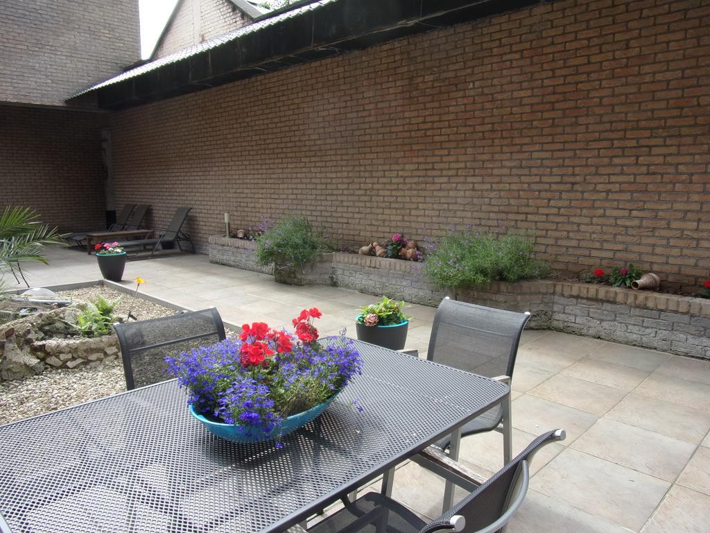 Condo Gardens Brussel Eksteriør bilde